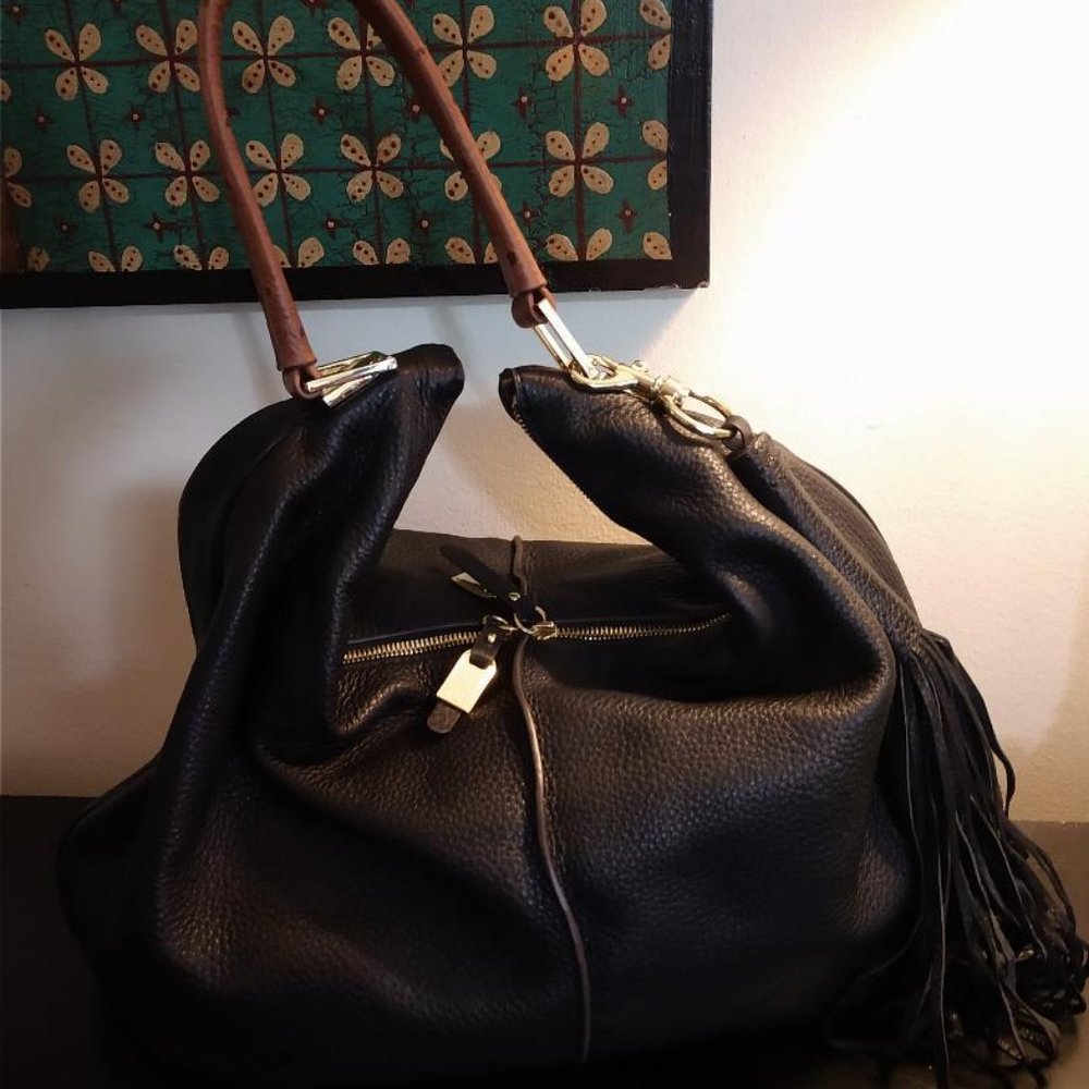 New Gili Classic Black Hobo Bag with it's dust bag - Picture 3 of 11